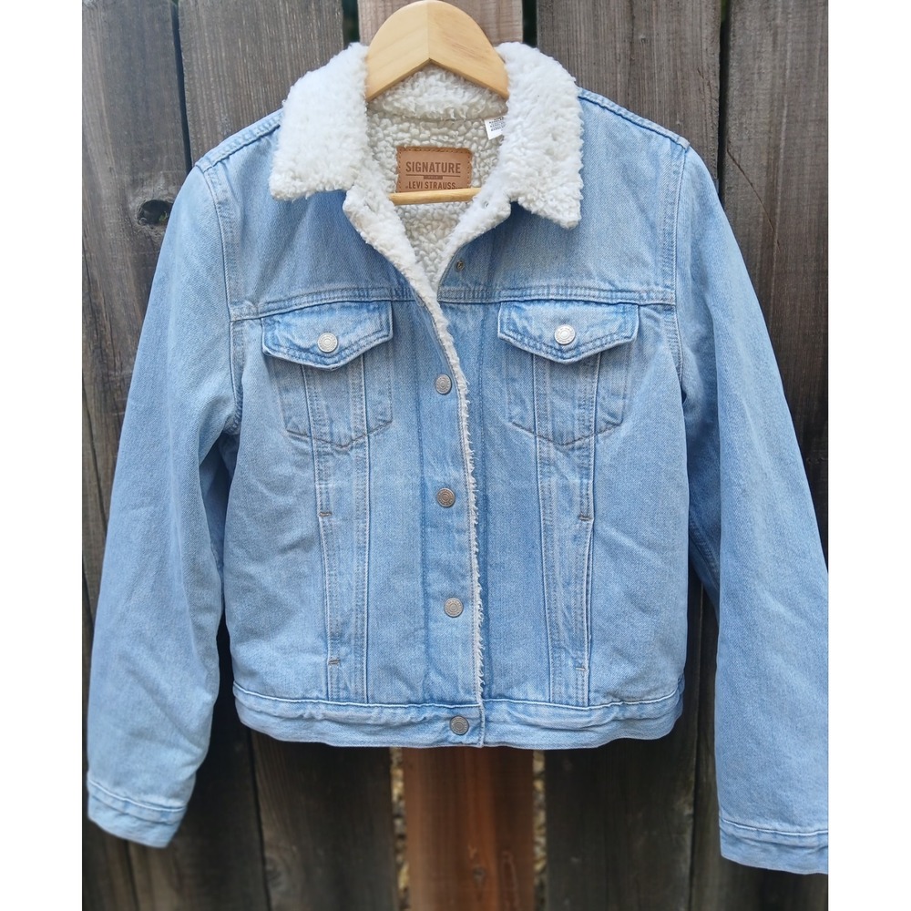Levis Premium Womens M Sherpa Lined Denim Trucker Jacket Light Wash Blue Winter